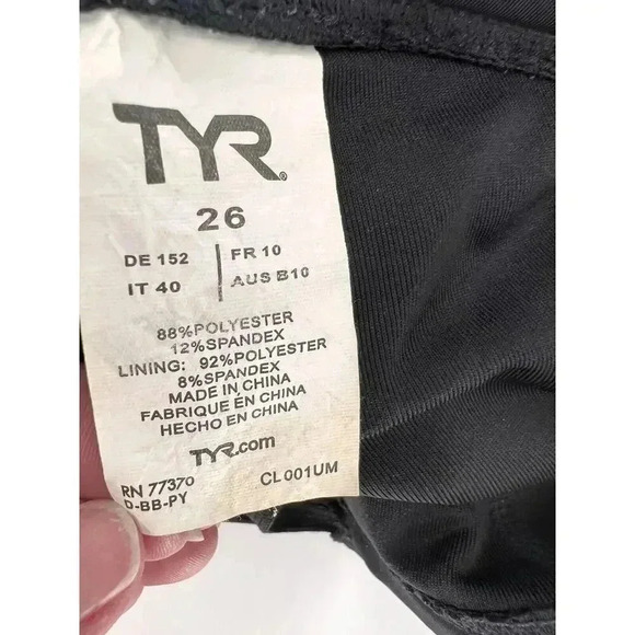 TYR Girls' Standard Nebulous Diamondfit Swimsuit Size 22 Shorts 26 Blue/Green EC - Picture 13 of 13